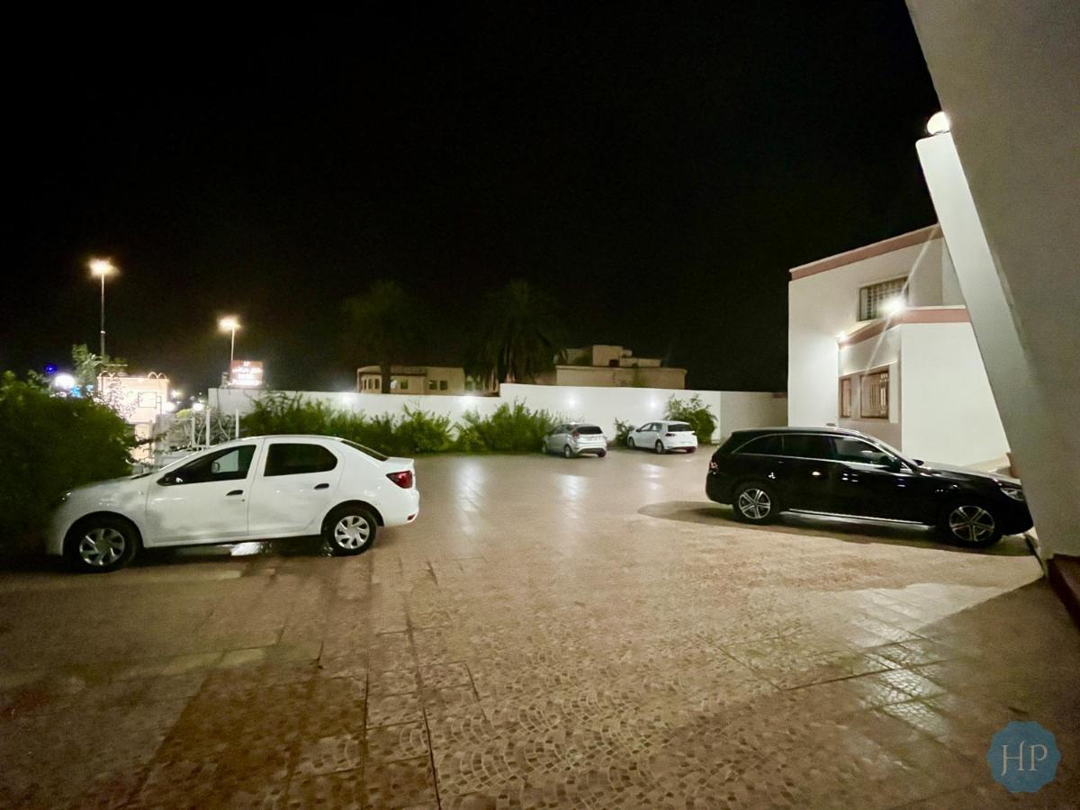 מקנס Hotel Plaisance מראה חיצוני תמונה