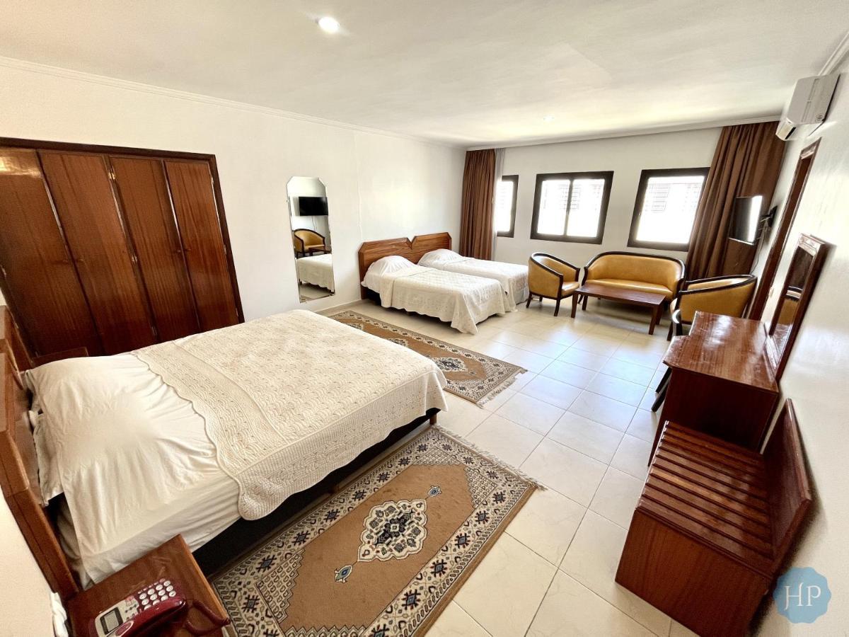 מקנס Hotel Plaisance מראה חיצוני תמונה