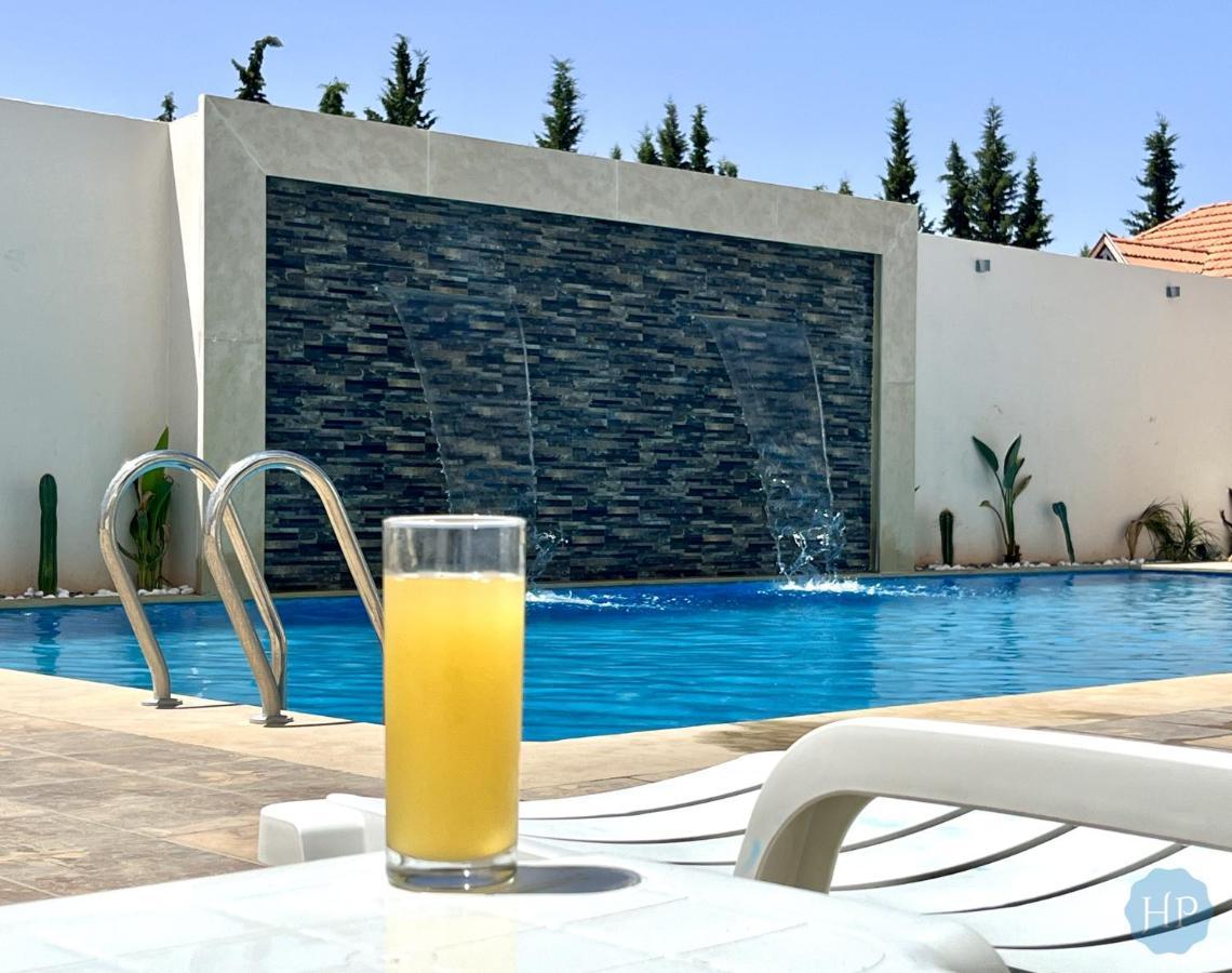 מקנס Hotel Plaisance מראה חיצוני תמונה